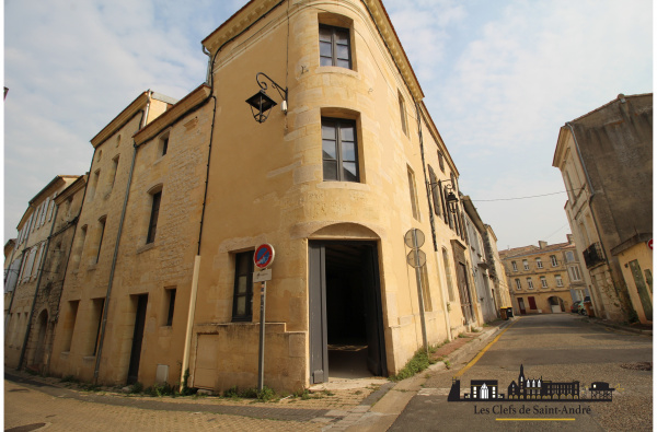 Location Immobilier Professionnel Local commercial Blaye 33390